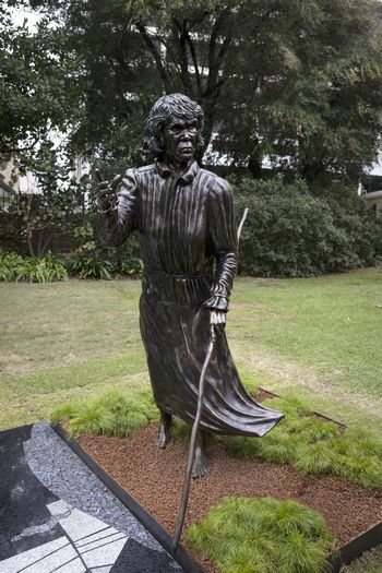 Fanny Balbuk Yooreel